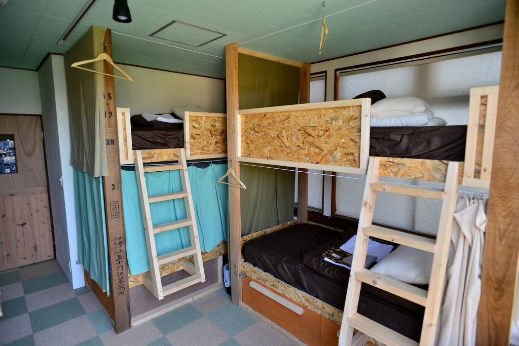 Good Trip Hostel & Bar โอดาวาระ ภายนอก รูปภาพ