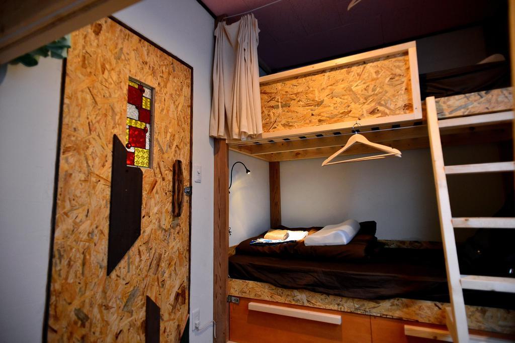 Good Trip Hostel & Bar โอดาวาระ ภายนอก รูปภาพ